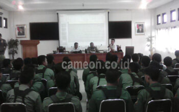 Satpol PP Berikan Pembekalan Bagi Anggota Linmas Baru