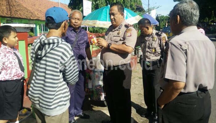 Narkoba Jenis Permen Beredar, Polsek Pangandaran Gelar Razia Pedagang di Sekolah