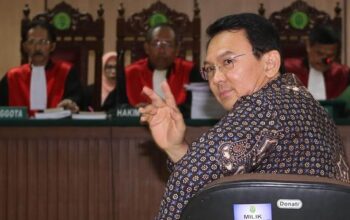 Sidang Dugaan Penodaan Agama ke-15 Diwarnai Perdebatan Hakim-Kubu Ahok