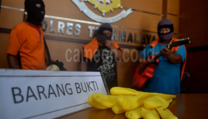 Ya Allah !! Keluarga Pengamen Itu Ternyata Penculik Anak !