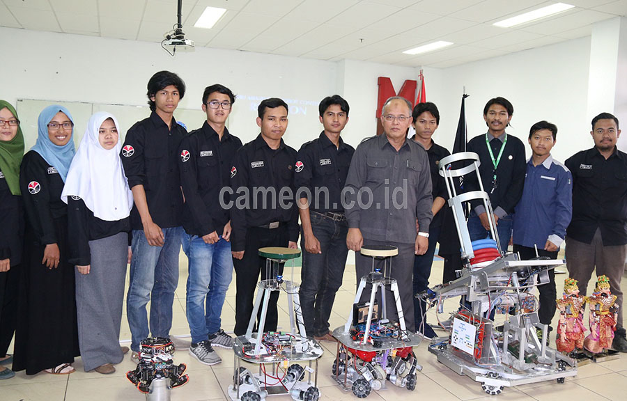 
					Empat Tim Robot UPI Siap Ikuti Kontes Nasional