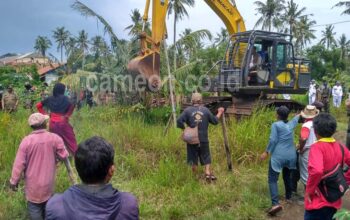 Pembongkaran Paksa Bangunan Liar di Pangandaran Berakhir Ricuh
