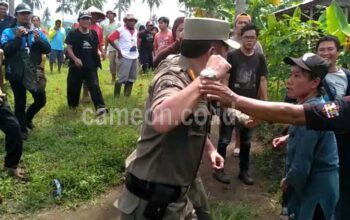 Ricuh, Kasatpol PP Nyaris Adu Jotos Dengan Warga
