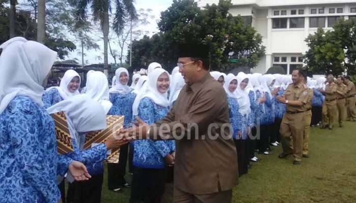 85 Bidan PTT di Kota Tasikmalaya Resmi Jadi PNS