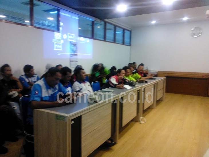 Buruh Tuntut UMSK dan Perda Pekerja Kota Cimahi