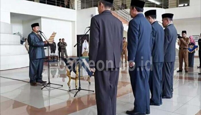 Ditengah Ketidak Berdayaan Otda, Bupati Kukuhkan 4 Pejabat Eselon 2
