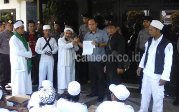 FPI Gelar Aksi Sampaikan 7 Pernyataan Sikap Melalui Kejari