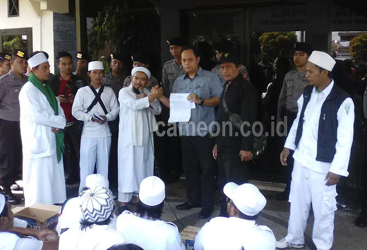 FPI Gelar Aksi Sampaikan 7 Pernyataan Sikap Melalui Kejari