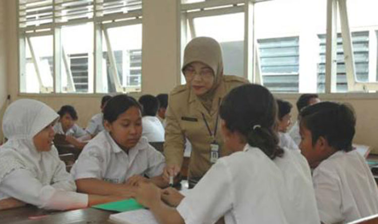 Kisah Pilu Guru Honorer Bandung Barat