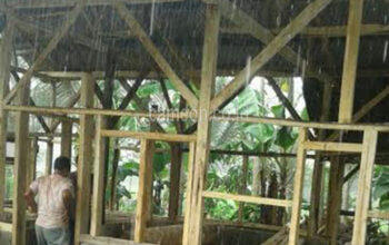 LSM Patik Bantu Bangun RTLH di Cihampelas