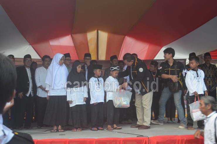 Di Penghujung Ramadhan, PRKI Beri Bingkisan kepada 1000 Anak Yatim