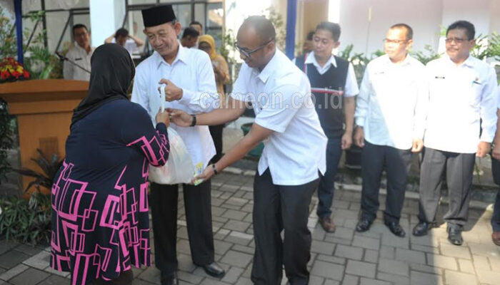 Lima Ribu Paket OPM Siap Tekan Harga Bahan Pokok