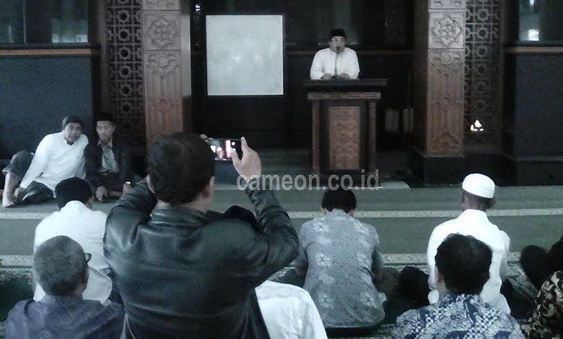 Manfaatkan Safari Ramadan, Budi Sampaikan Keberhasilan Pembangunan