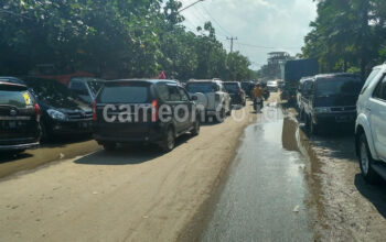 Langgar Aturan dan Semrawutnya Parkir Picu Kemacetan Panjang di Dalam Kawasan Wisata Pangandaran