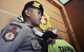 Penjara 12 Tahun Menanti Si Penusuk Leher Istri