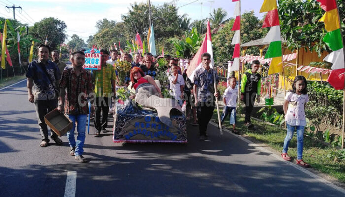 Sosok Putri Duyung Nampak di Perayaan HUT RI Ke-72 di Kecamatan Padaherang