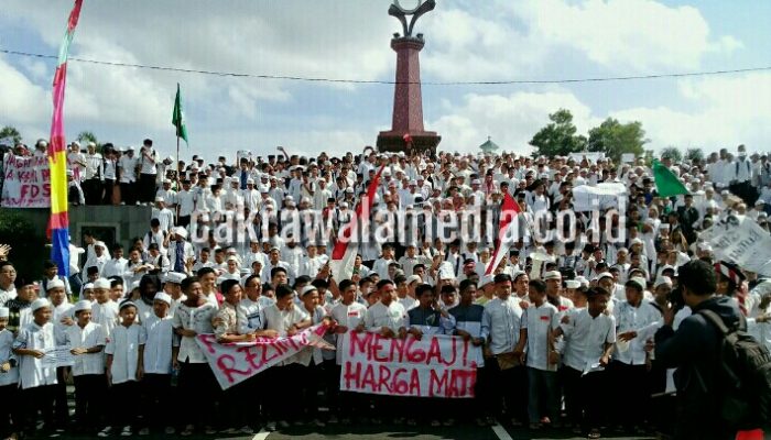 Puluhan Ribu Santri Tasikmalaya Tolak FDS, Kadisdik Akan Kaji Teknis Penambahan Pelajaran Bagi Siswa SMP
