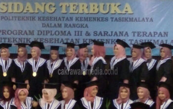 Wali Kota Tasik Minta Para Wisudawan Mampu Bersaing dengan Tenaga Kerja  Asing
