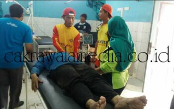 Dihantam Ombak, Perahu Pesiar di Pangandaran Terbalik