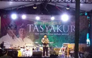 Meski Hujan, Warga Tetap Antusias Rayakan Malam Tasyakur HUT ke-16 Kota Tasik