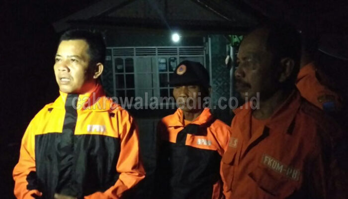 Pemerintah Desa Babakan Dan FKDM Lakukan Giat Patroli di Lokasi Banjir
