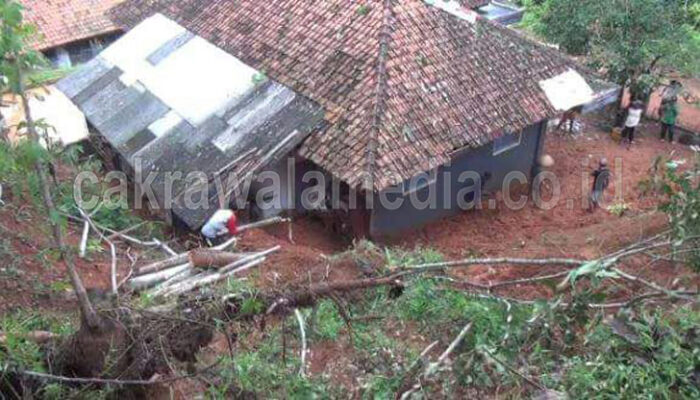 Sehari Pangandaran Dilanda 6 Kejadian Bencana Alam Longsor dan Banjir
