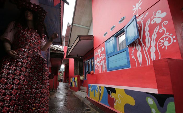 AkzoNobel Bantu Cibunut Finest