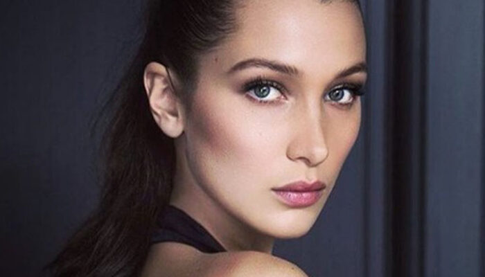 Bella Hadid Alami Insiden Memalukan