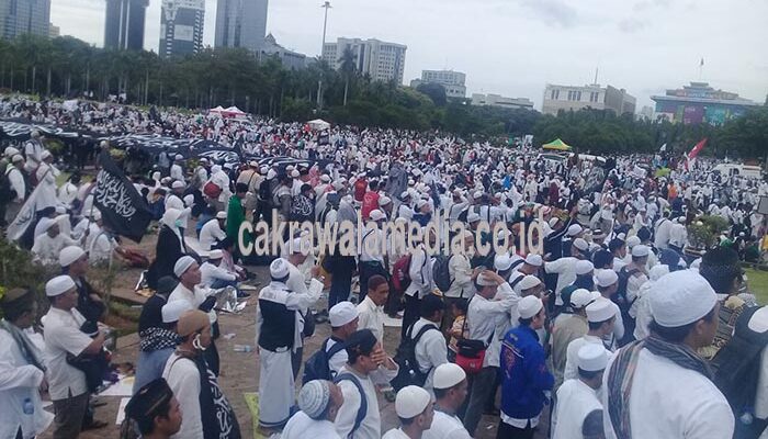 Dari Monas Ulama Ajak Umat Islam Gelar Gerakan Subuh Berjamaah dan Tetap Bersatu