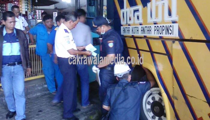 Dede Kecewa Bus yang Ditumpanginya Tidak Laik Jalan