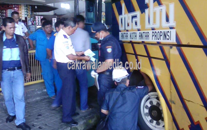 Dede Kecewa Bus yang ditumpanginya Tidak Laik Jalan