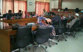 Rapat Pembahasan RAPBD di DPRD Pangandaran Molor Hingga 2 Jam