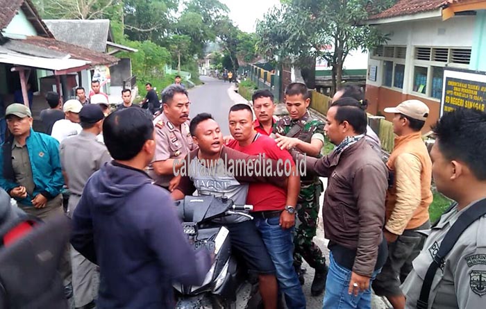 Pilkades Sinagar Berbuntut Baku Hantam