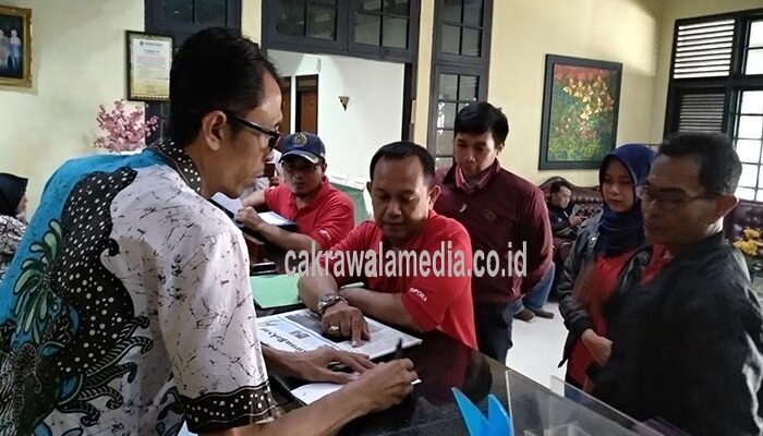 WNI Lindungi WNA Dipidanakan