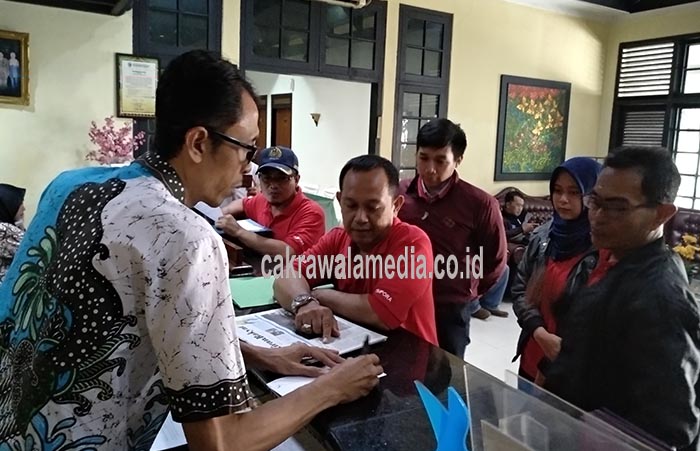 WNI Lindungi WNA Dipidanakan