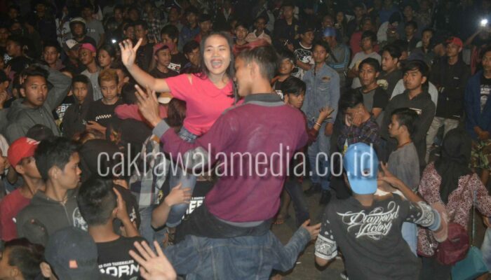 Hiburan Dangdut Antara Izin Pemerintah Kota dan Pergaulan Bebas Generasi Muda