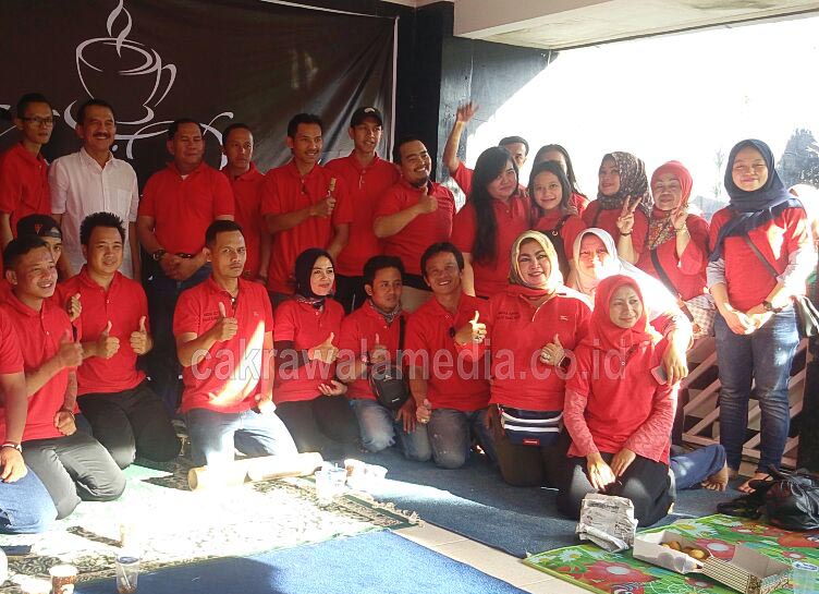 Balad Kang Yayat Dipenuhi Anak Muda dan Ibu-ibu