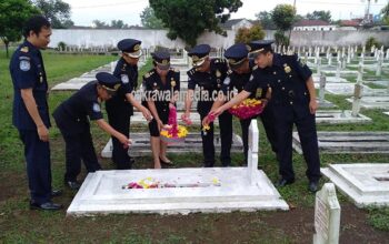 Bentuk Rasa Syukur, Imigrasi Tasikmalaya Tabur Bunga di Taman Makam Pahlawan