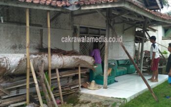 Derita Warga Pangandaran yang Tinggal di Gubuk Reot dan Nyaris Ambruk