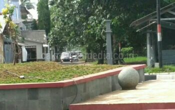 Lalui Jalur Tikus, Puluhan Mobil Lolos Bayar Retribusi Tiket Wisata