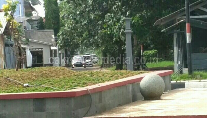 Lalui Jalur Tikus, Puluhan Mobil Lolos Bayar Retribusi Tiket Wisata