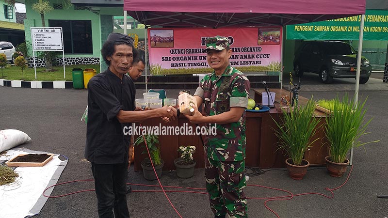 Pemakaian Pupuk Organik, Solusi Jaga Ekosistem Keseimbangan Alam