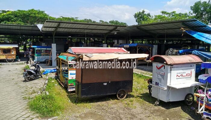 Shelter Belum Layak, 140 PKL Mengaku Tak Mau Direlokasi