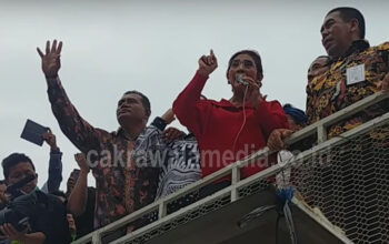 Usai Didemo Nelayan, Menteri Susi Tegaskan Cabut Larangan Cantrang