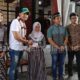 Hengky Kurniawan Buka Resto Ayam Geprek Mitoha di Kota Tasik