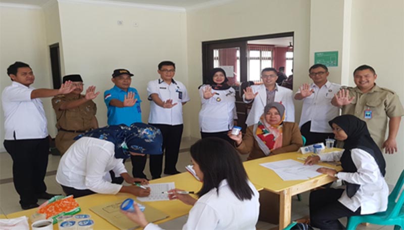 Karyawan RSUD Cikalong Wetan di Tes Urine
