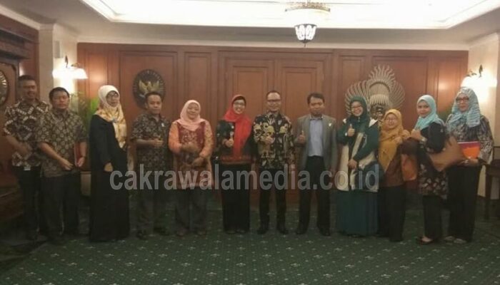 Temui Menakertrans, KPAI Dorong Indonesia Bebas Pekerja Anak