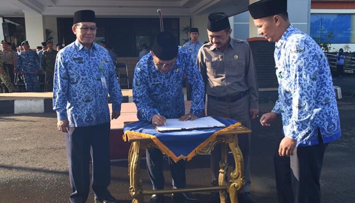 Wabup Tasik Minta ASN Jalankan Tugas dengan Sebaik-baiknya