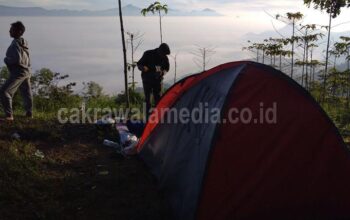 Puncak Gantole, Destinasi Wisata Nan Eksotis di Bandung Barat