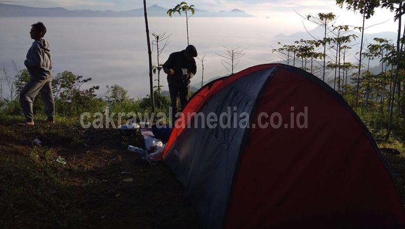 Puncak Gantole, Destinasi Wisata Nan Eksotis di Bandung Barat